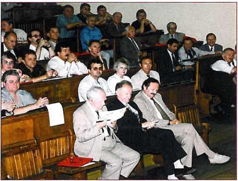 Sala obrad I Zjazdu PSRWN, ART Olsztyn, lipiec 1992 r. – w pierwszym rzędzie Wacław Kłopociński, prof. Bogdan Ney, prof. Andrzej Hopfer